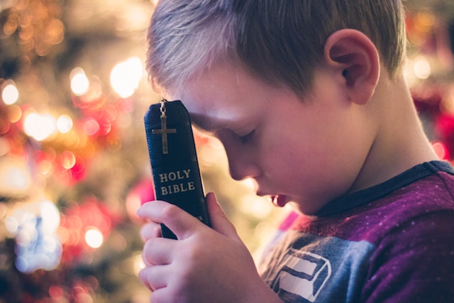 Establishing A Healthy Prayer Habit In Your Kids
